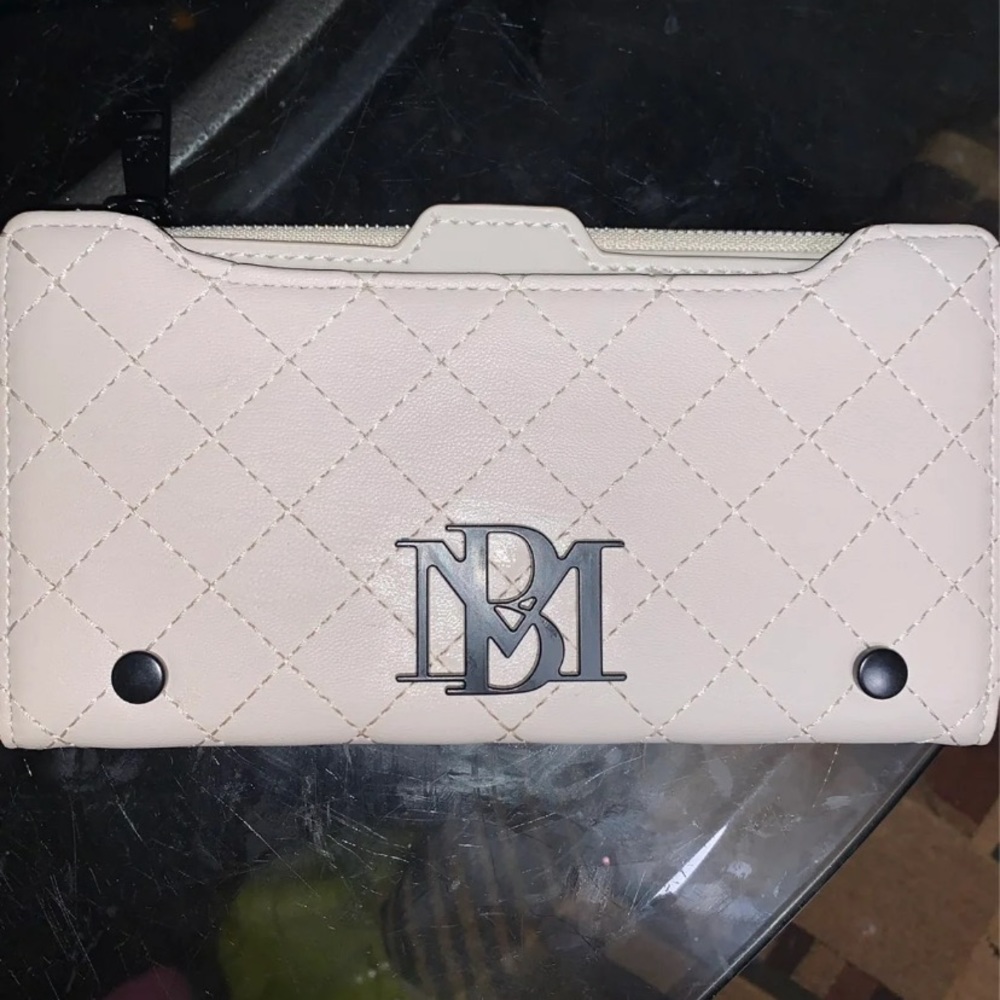 Badgley Mischka Wallet